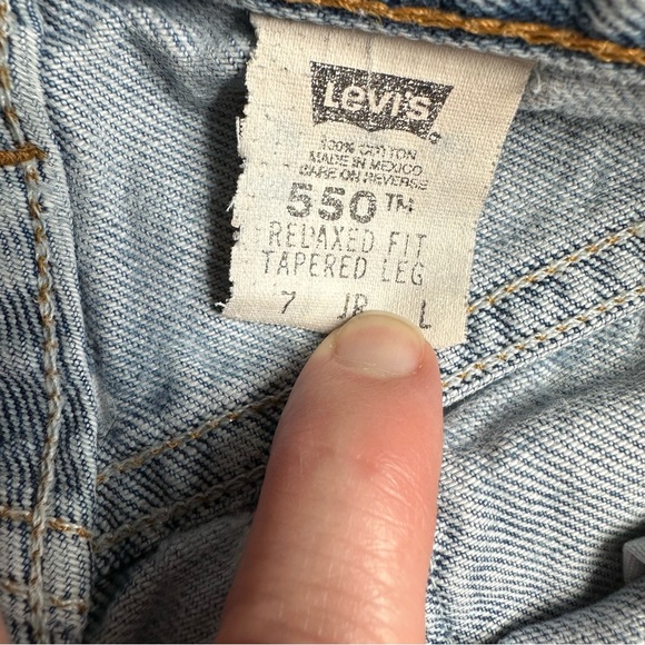 Levi’s 550 90s Vintage Women’s Jeans Relaxed Fit Tapered Leg 27 - Picture 11 of 16